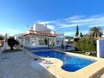 VP9: Villas for sale in Alicante