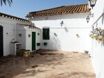 MEQU83 Finca Almayate: Equestrian Properties for sale in Vélez Málaga